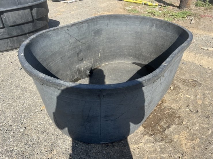 tuff-stuff-180-gallon-stock-tank-image-2
