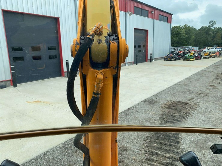 2007-deere-410j-image-32
