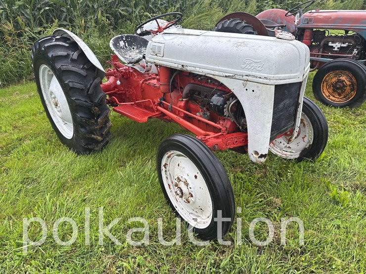 ford-8n-image-3