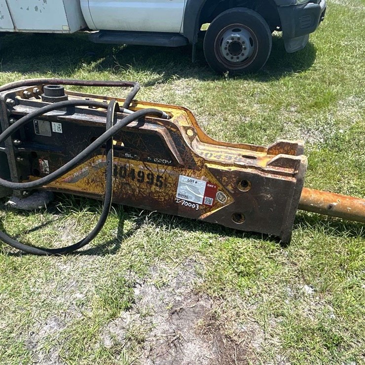 2018 DandA 220V Hydraulic Breaker Excavator Attachment