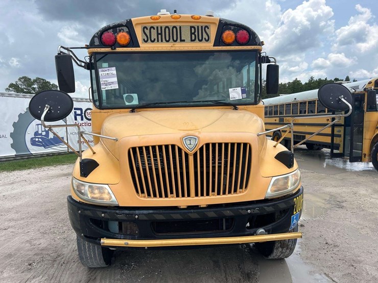 2009-ic-corporation-pb105-school-bus-image-24