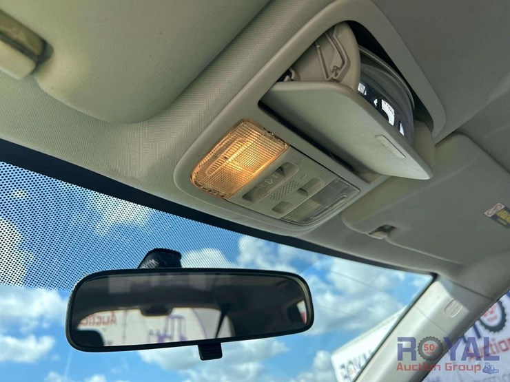 2010-honda-crv-image-19