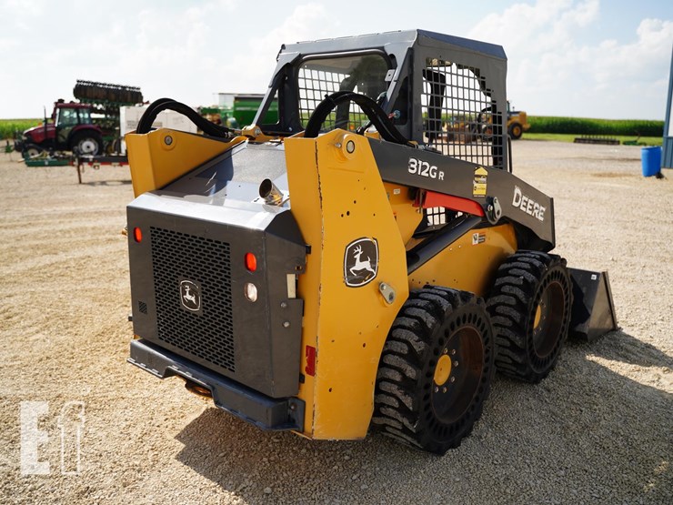 2018-deere-312gr-image-16