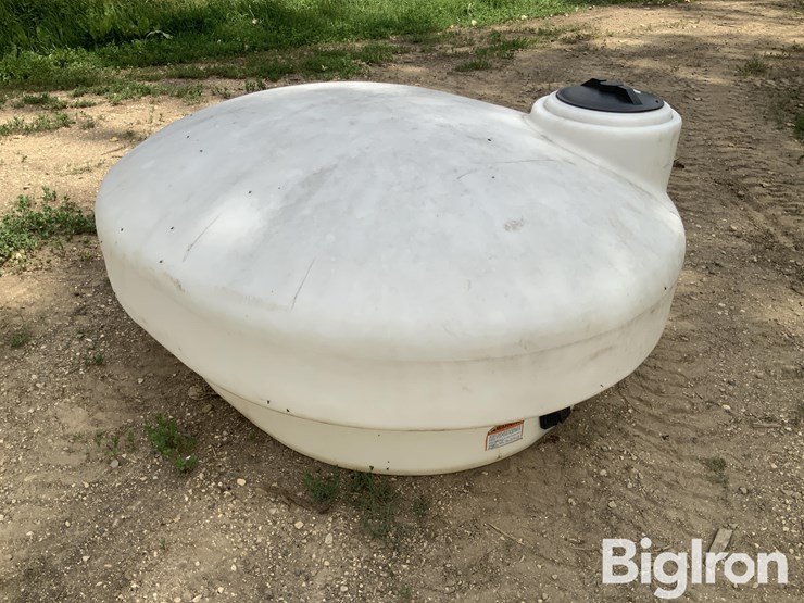 210-gal-plastic-water-tank-image-3