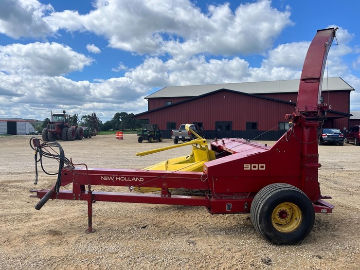 new-holland-900-image-4