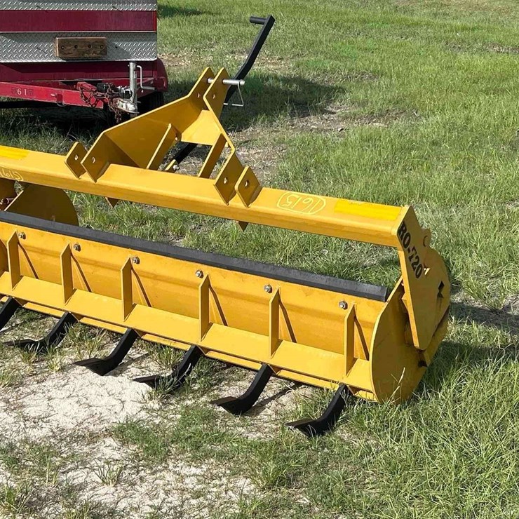 Bush Hog R0-720 Pull-Behind Ripper Tractor Attachment