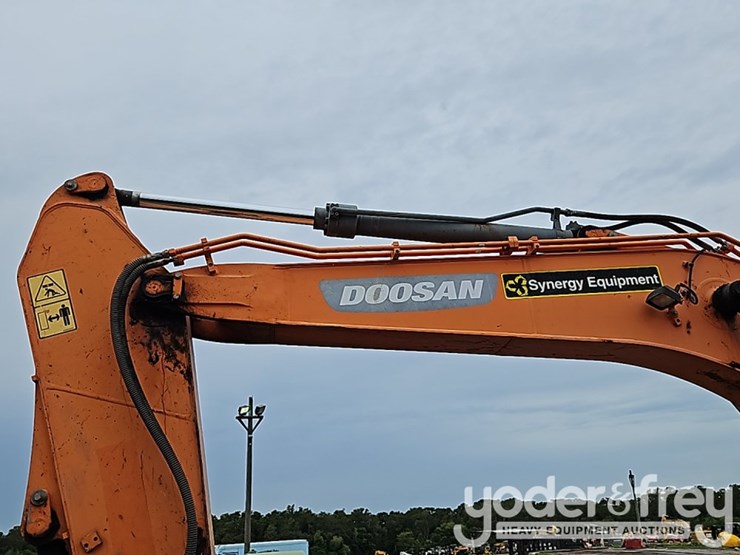 2017-doosan-dx140-lcr-5-image-17