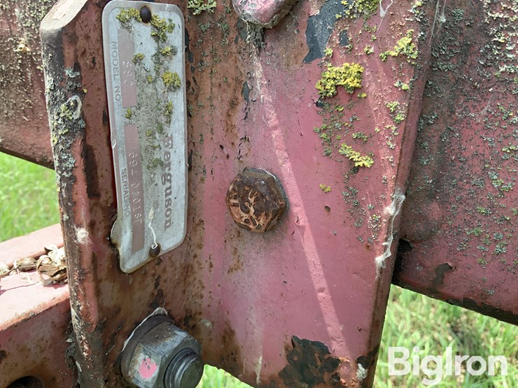 massey-ferguson-880-image-12