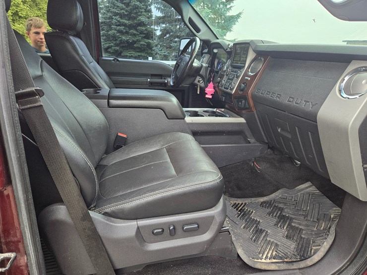 #365-•-2015-ford-f450-image-16