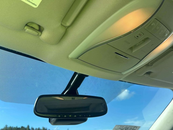 2018-infiniti-qx60-suv-image-19