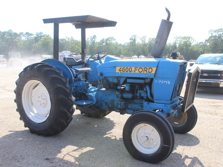 ford-tractor-image-2