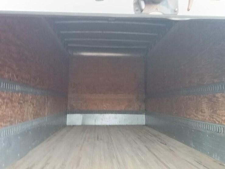 2019-mitsubishi-fuso-fe140-image-7