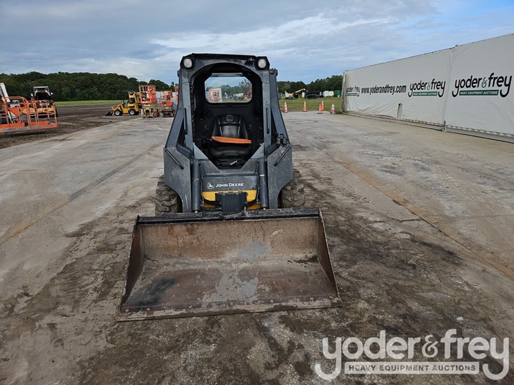 2016-deere-314g-image-10
