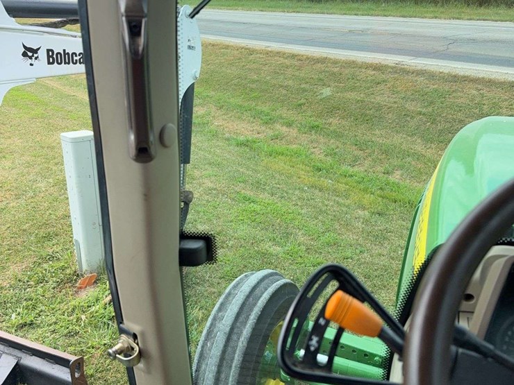 john-deere-6420-tractor,-2wd,-4,241-hours,-2-remotes,-540pto-image-20