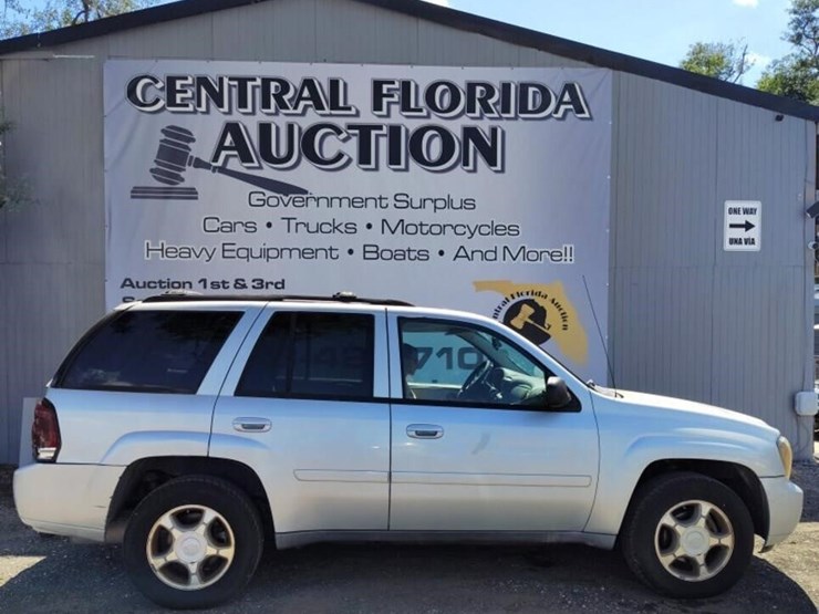 2008-chevrolet-trailblazer-image-1