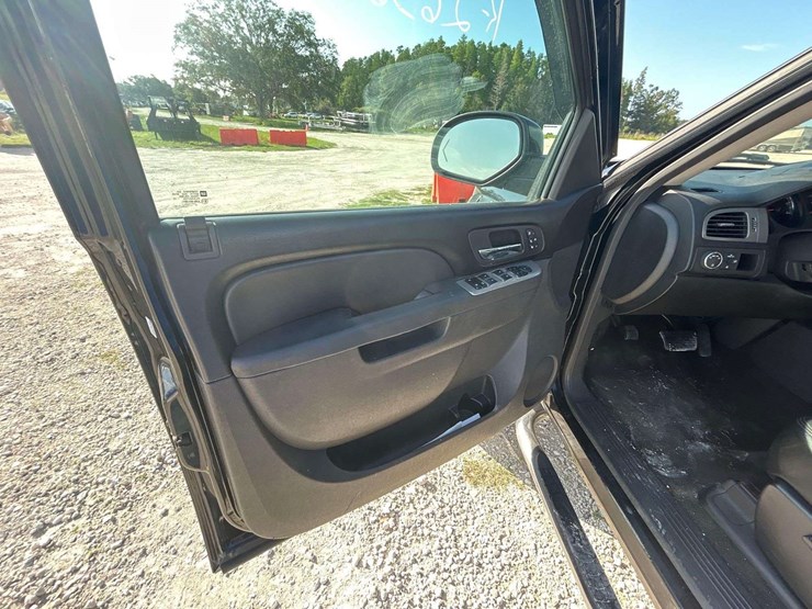2012-chevrolet-silverado-1500-ltz-image-13