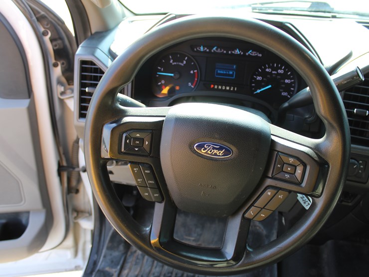2017-ford-f250-xl-image-9