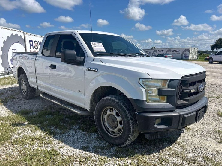 2016-ford-f150-image-2