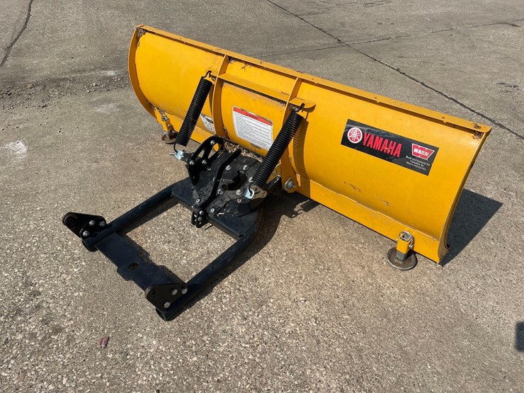 yamaha-54”-atv-snowplow-image-2