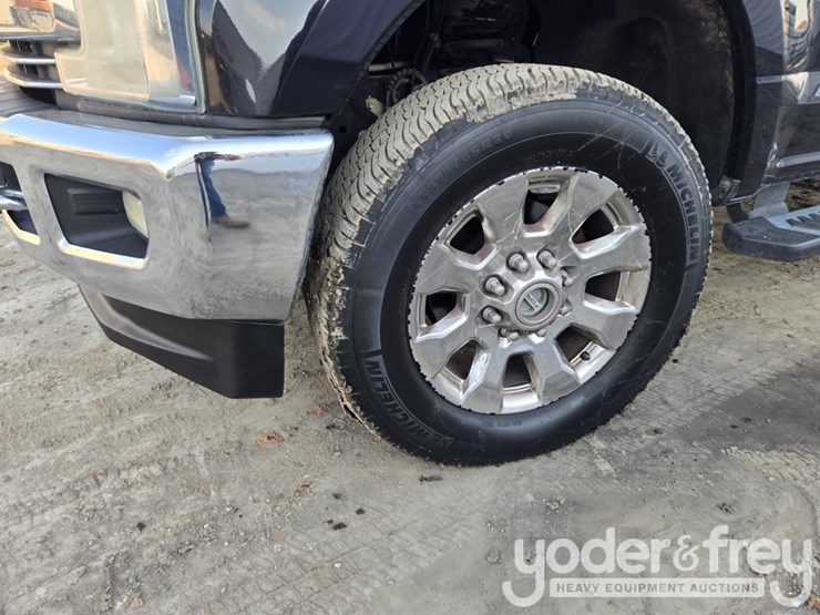 2017-ford-f250-xl-image-9