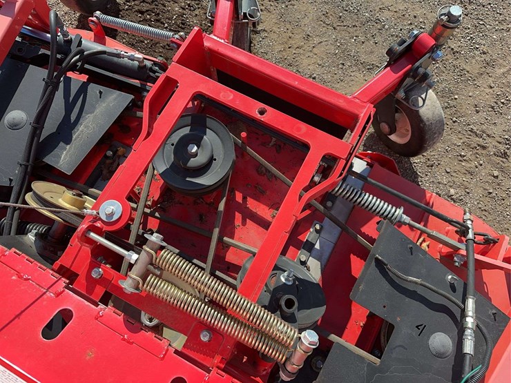 80"-contour-mower-deck-image-8