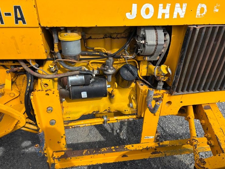 john-deere-301a-image-8