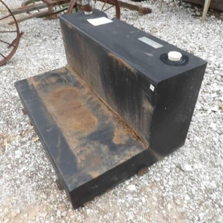 Fuel Tank - L-Shaped