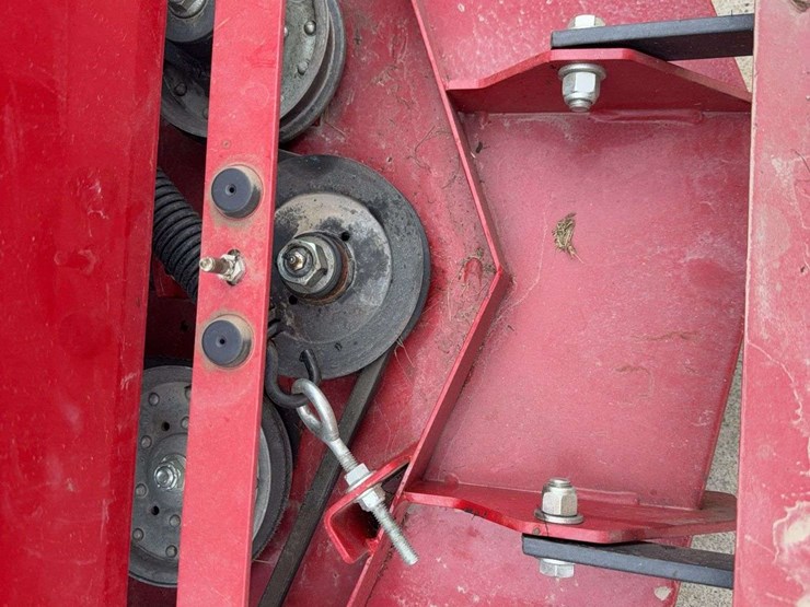 2018-ferris-isx-600-zero-turn-mower-image-14