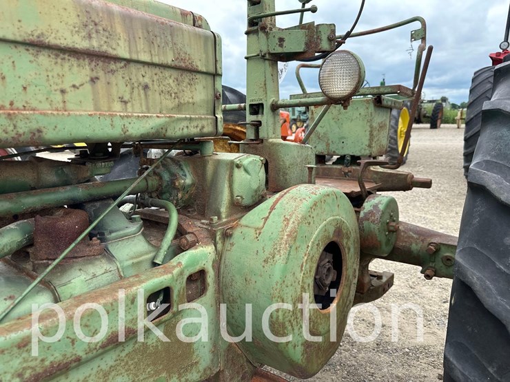 john-deere-b-image-5