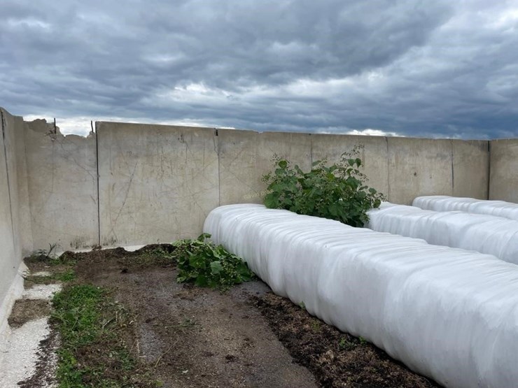 bunker-l--walls-(120'-+/--total)---off-site-image-7