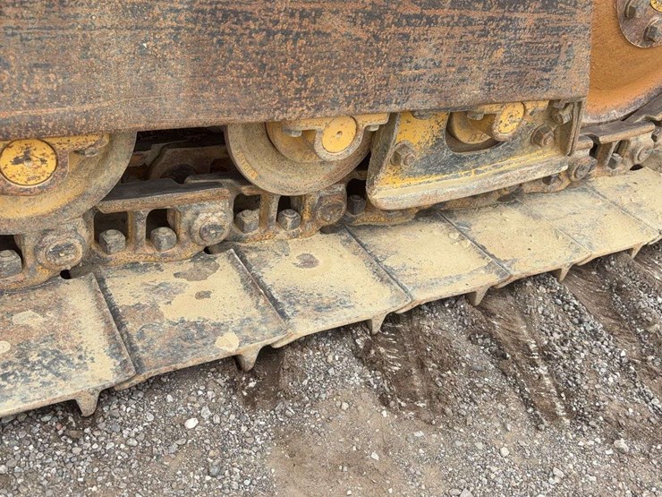 deere-550j-lt-image-10