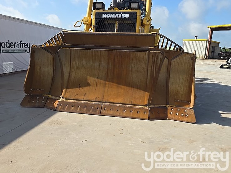 2014-komatsu-d155ax-7-image-21