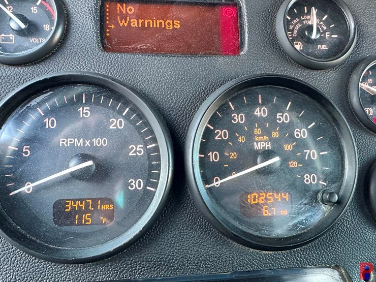 2012-peterbilt-367-image-3