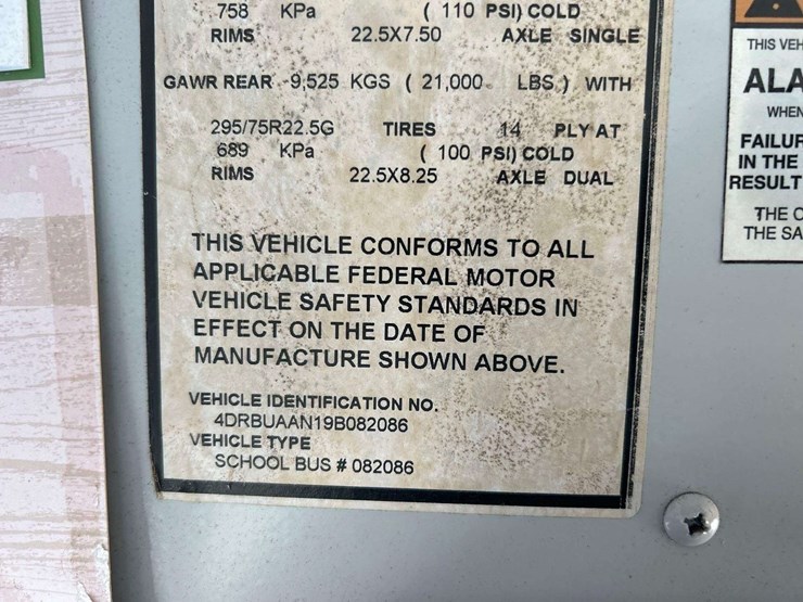 2009-ic-corporation-pb105-school-bus-image-5