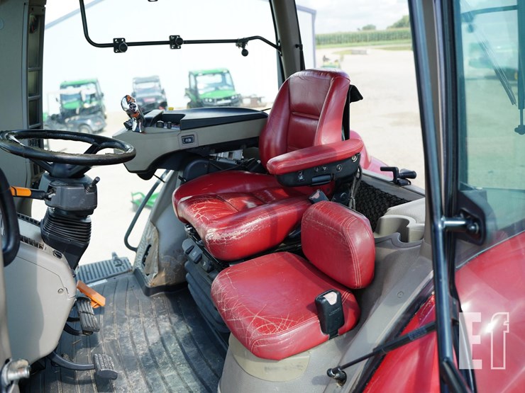 2017-case-ih-magnum-280-image-30