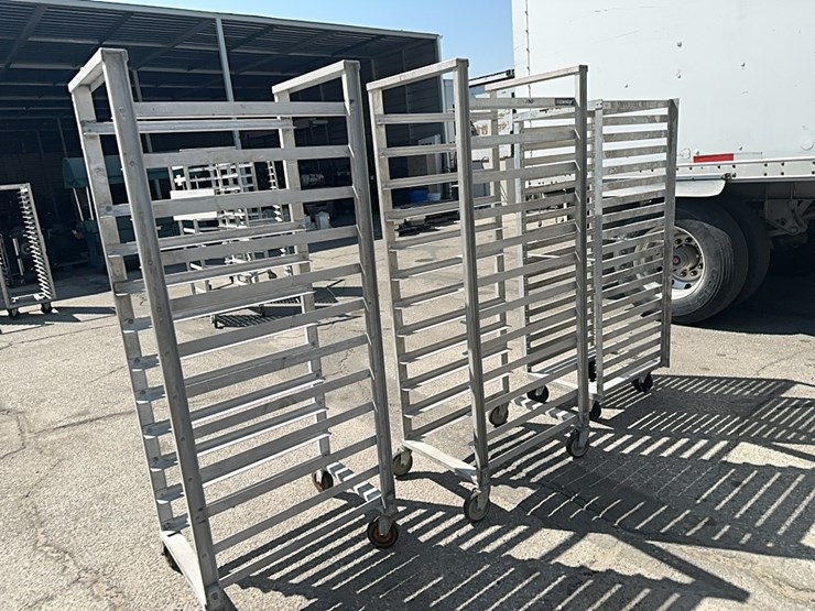 lot#----cres-cor-sheet-pan-racks-image-2
