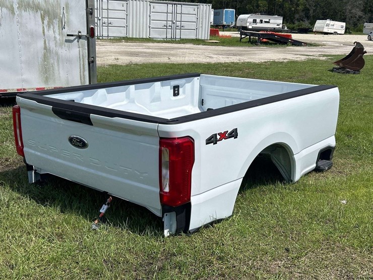 ford-super-duty-pickup-truck-bed-image-3