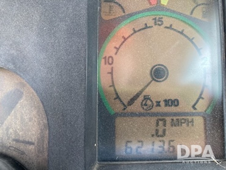 1990-john-deere-8560-image-15