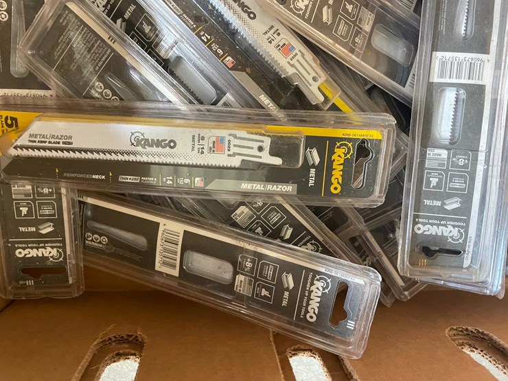 #78-•-#26924-•-unused-kango-box-of-saw-blades-image-2