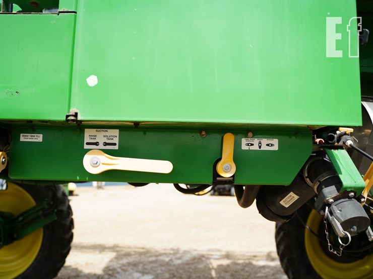 2007-john-deere-4720-image-32