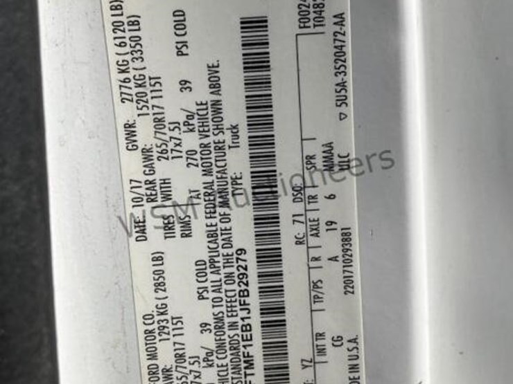 2018-ford-f150-image-16