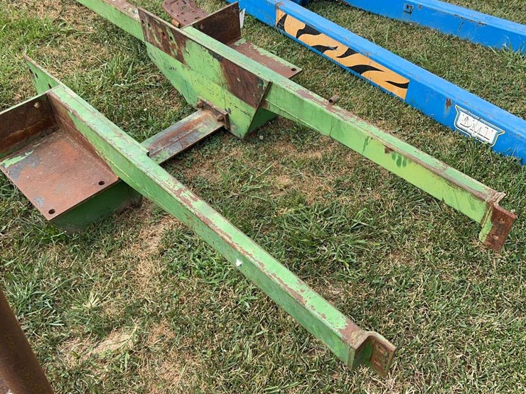 john-deere-146-image-4
