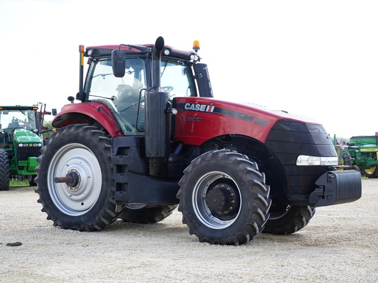 2017-case-ih-magnum-280-image-3