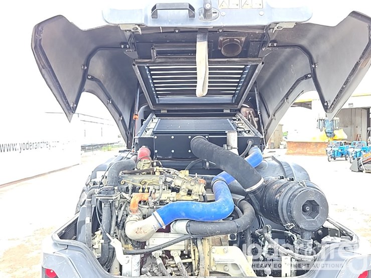 2019-dynapac-ca2500d-image-38
