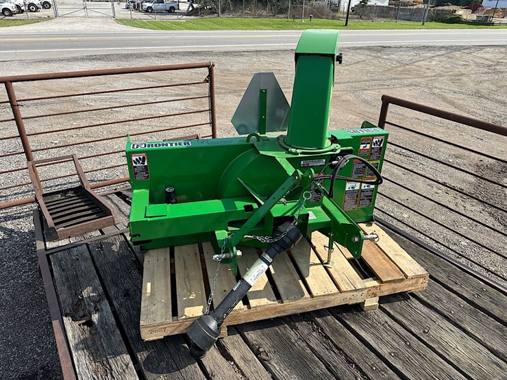 frontier-sb1164-snowblower-image-4