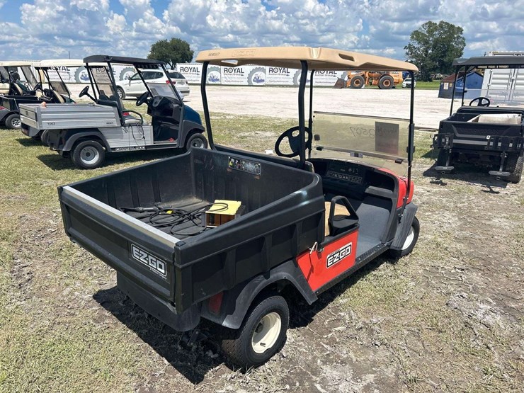 ez-go-mpt-1000-electric-utility-cart-image-3