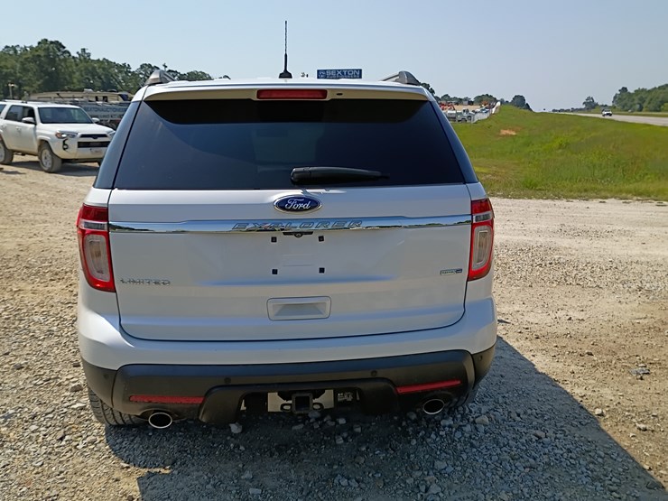 2013-ford-explorer-image-8