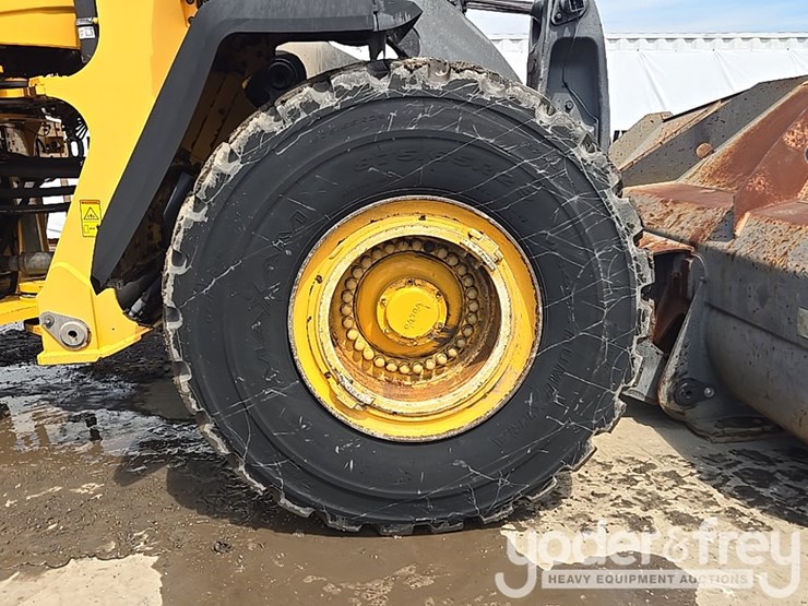 2018-volvo-l260h-image-22