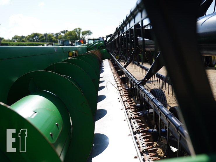 2004-john-deere-635f-image-14