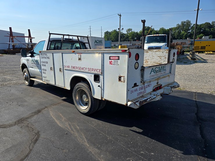 2000-ford-f550-image-14